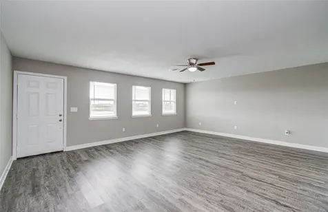 2221 Road 591501 Cleveland TX 77327