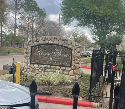 3035 Walnut Bend Lane 26 Houston TX 77042