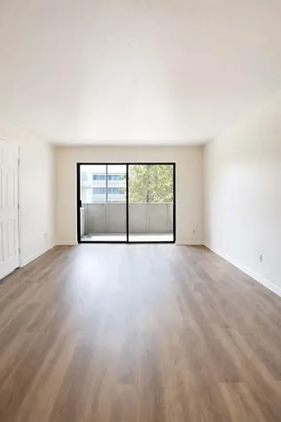 3035 Walnut Bend Lane 26 Houston TX 77042