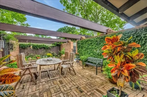 2631 Baycrest Drive Nassau Bay TX 77058