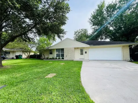 6829 Hazen Street Houston TX 77074