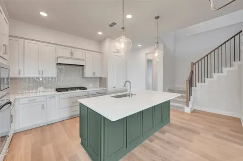 2718 Cottage Place Missouri City TX 77459