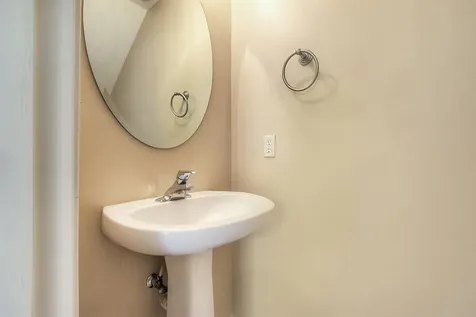 7 Newberry Trail Court The Woodlands TX 77382