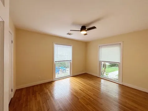 6719 Meadowlawn Street Houston TX 77023