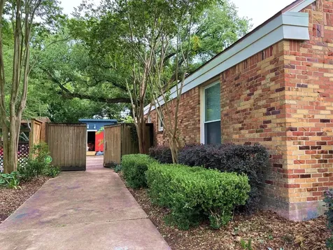 6719 Meadowlawn Street Houston TX 77023