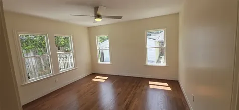 2827 Robertson Street Houston TX 77009
