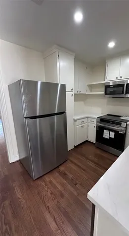2827 Robertson Street Houston TX 77009