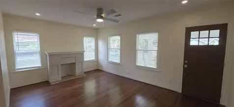 2827 Robertson Street Houston TX 77009