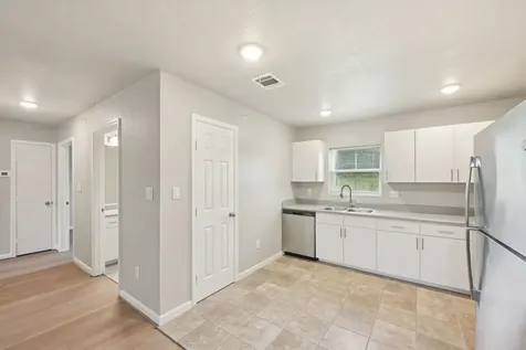 282 Plez Morgan Drive A Montgomery TX 77356