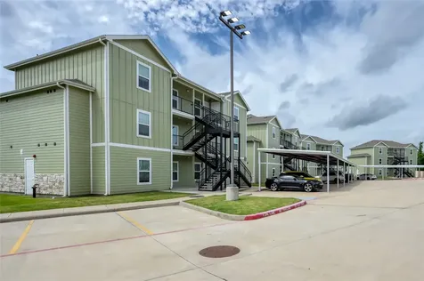 282 Plez Morgan Drive A Montgomery TX 77356