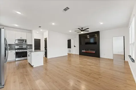 305 Paso Fino Drive Alvin TX 77511