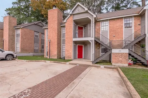 2402 Sycamore Avenue A1 Huntsville TX 77340