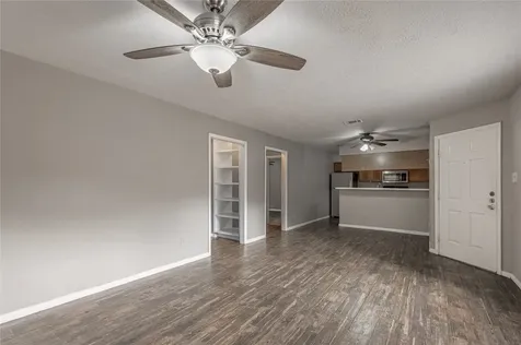 2402 Sycamore Avenue A1 Huntsville TX 77340