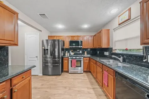 18703 Remington Park Drive Houston TX 77073