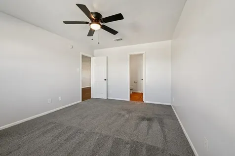 5049 Hauna Lane Dickinson TX 77539