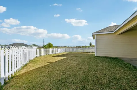 5049 Hauna Lane Dickinson TX 77539