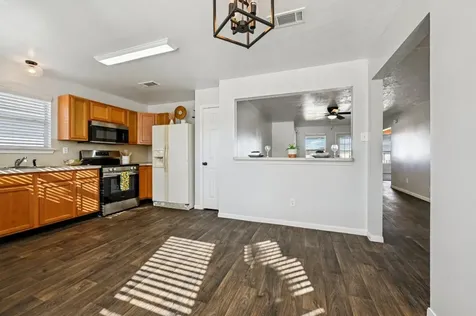 5049 Hauna Lane Dickinson TX 77539