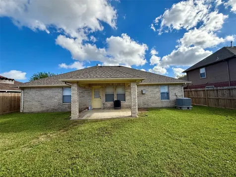 1214 28th Avenue N Texas City TX 77590