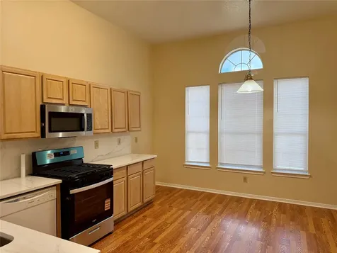 1214 28th Avenue N Texas City TX 77590