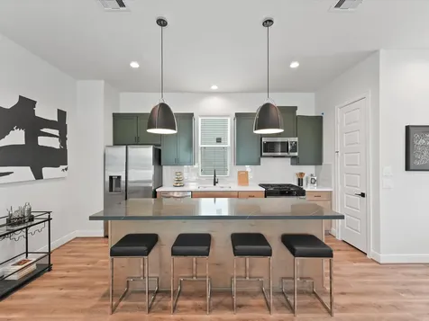 4840 Pinemont Drive Houston TX 77092