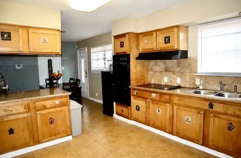 5715 Hirondel Street Houston TX 77033