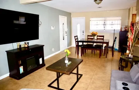 5715 Hirondel Street Houston TX 77033