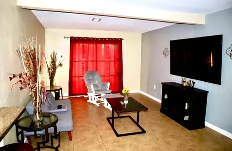 5715 Hirondel Street Houston TX 77033