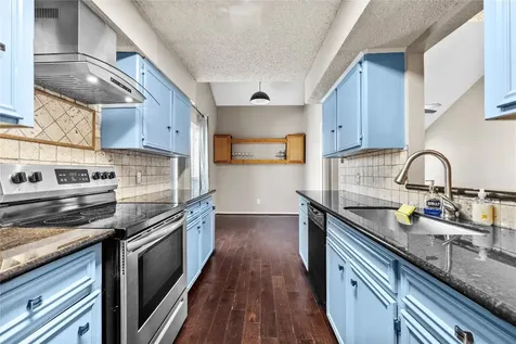 13901 Hollowgreen Drive Houston TX 77082