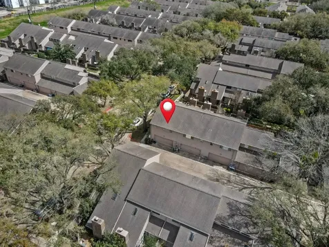 13901 Hollowgreen Drive Houston TX 77082