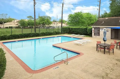 13901 Hollowgreen Drive Houston TX 77082