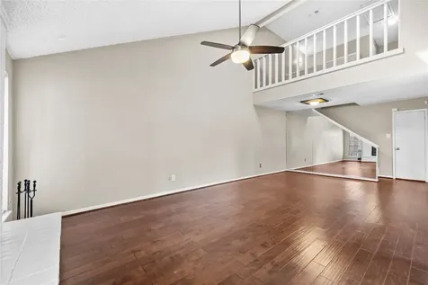 13901 Hollowgreen Drive Houston TX 77082
