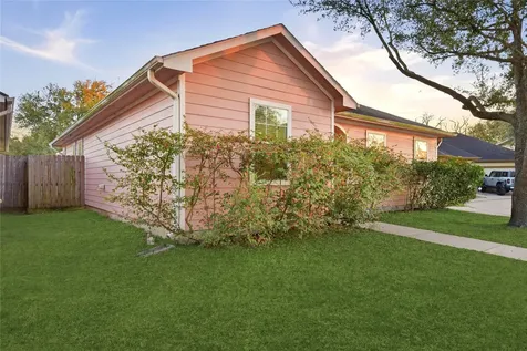 415 San Julio Drive Houston TX 77091