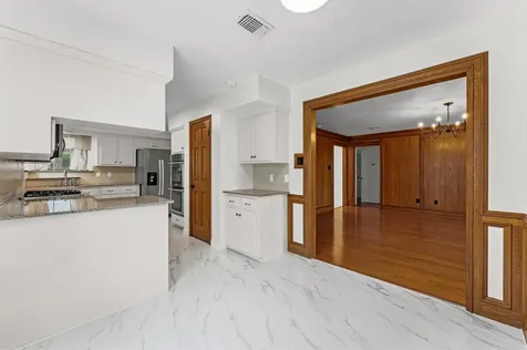 110 Shadow Wood Drive Sugar Land TX 77498