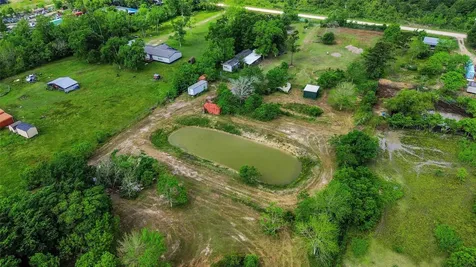 124 County Road 621 Dayton TX 77535