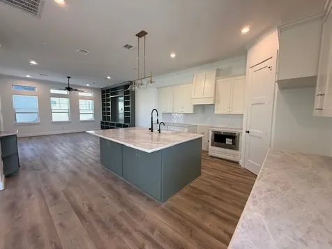 1109 Beasley Hills Lane Houston TX 77008