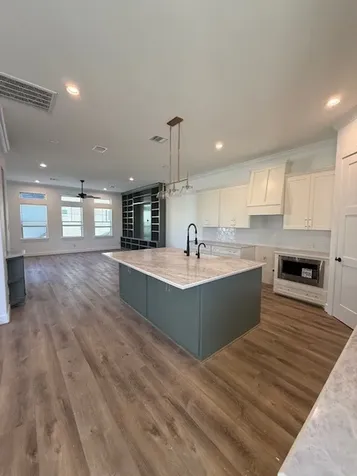 1109 Beasley Hills Lane Houston TX 77008