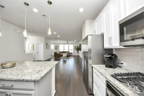 3402 Avondale View Drive Houston TX 77025