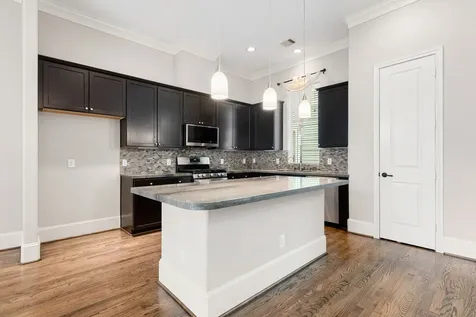 1830 Anita Street Houston TX 77004