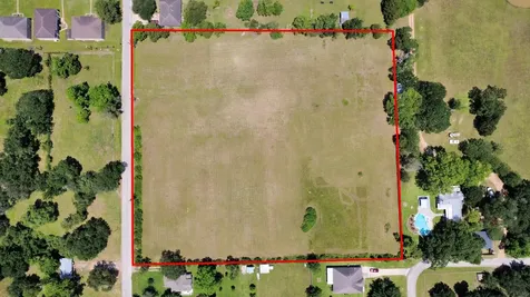 1108 Silliman Street Sealy TX 77474