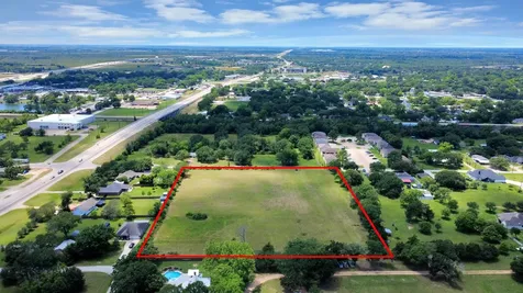 1108 Silliman Street Sealy TX 77474