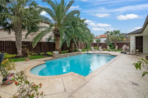 2127 Thicket Ridge Lane Houston TX 77077