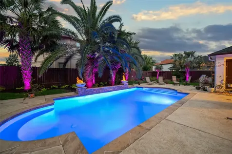 2127 Thicket Ridge Lane Houston TX 77077