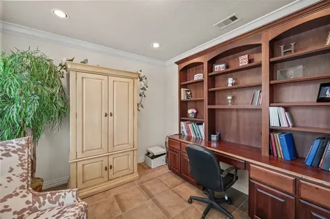 2127 Thicket Ridge Lane Houston TX 77077