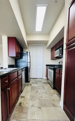 7575 Kirby Drive 2401 Houston TX 77030