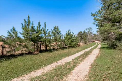 1533 Kickapoo Road Groveton TX 75845