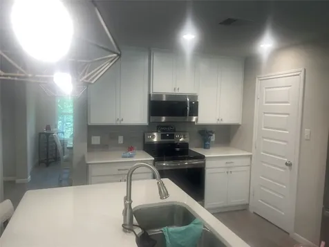 131 Feldspar Lane Huntsville TX 77340