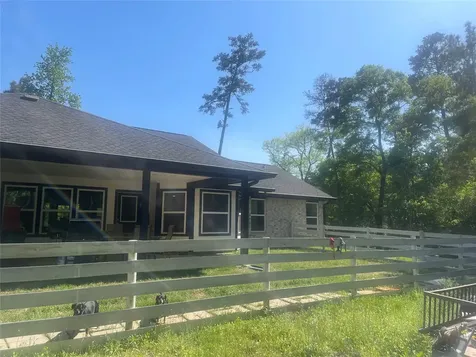 131 Feldspar Lane Huntsville TX 77340