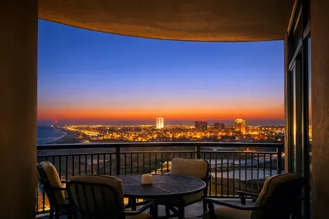 801 E Beach Drive Tw2212 Galveston TX 77550