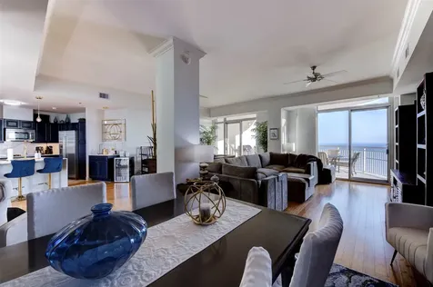 801 E Beach Drive Tw2212 Galveston TX 77550