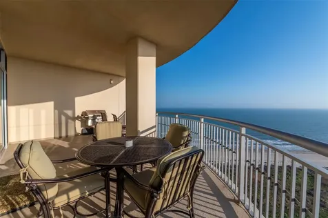 801 E Beach Drive Tw2212 Galveston TX 77550